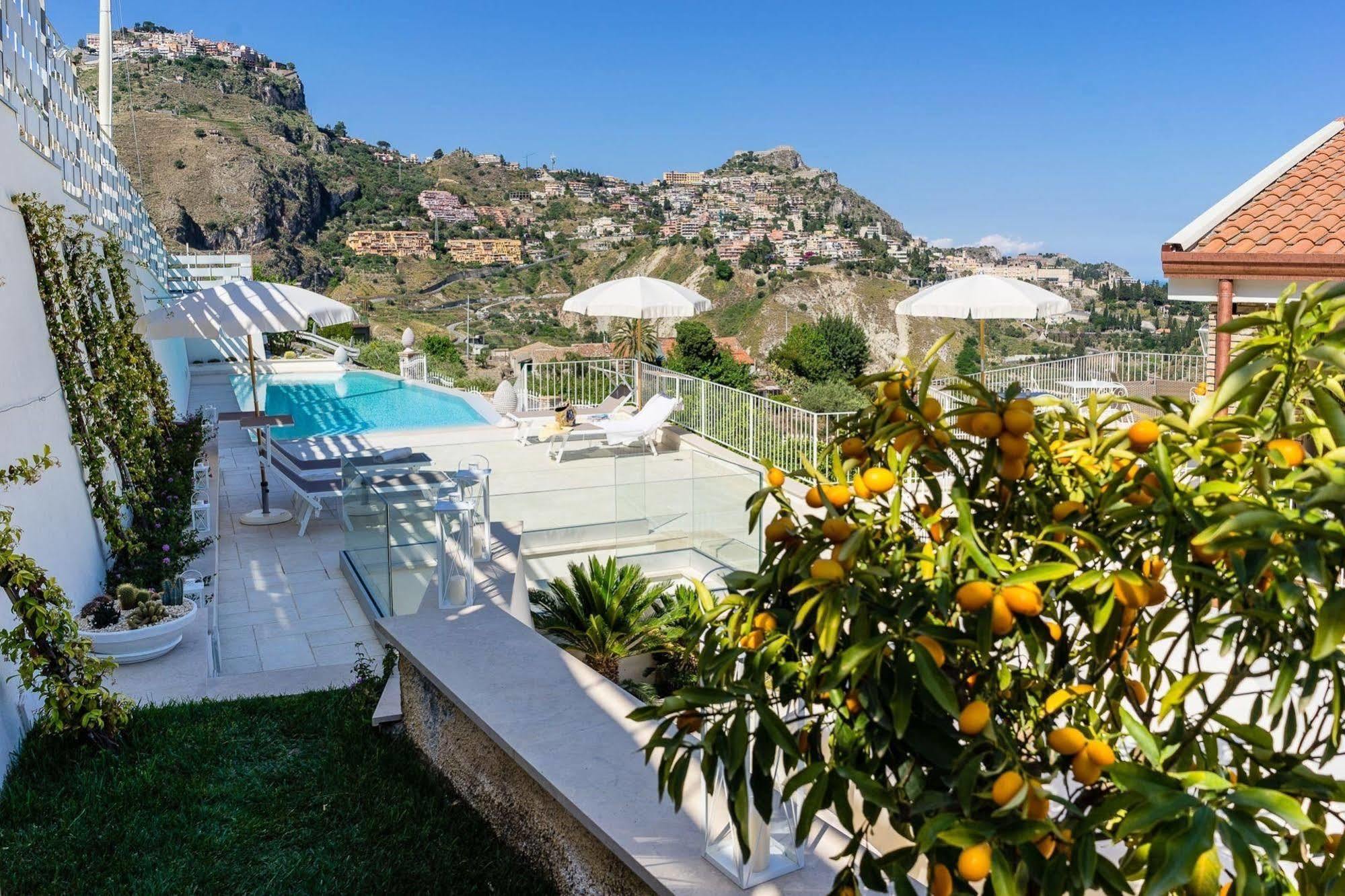 Sciccosa Guest House Taormina Eksteriør billede