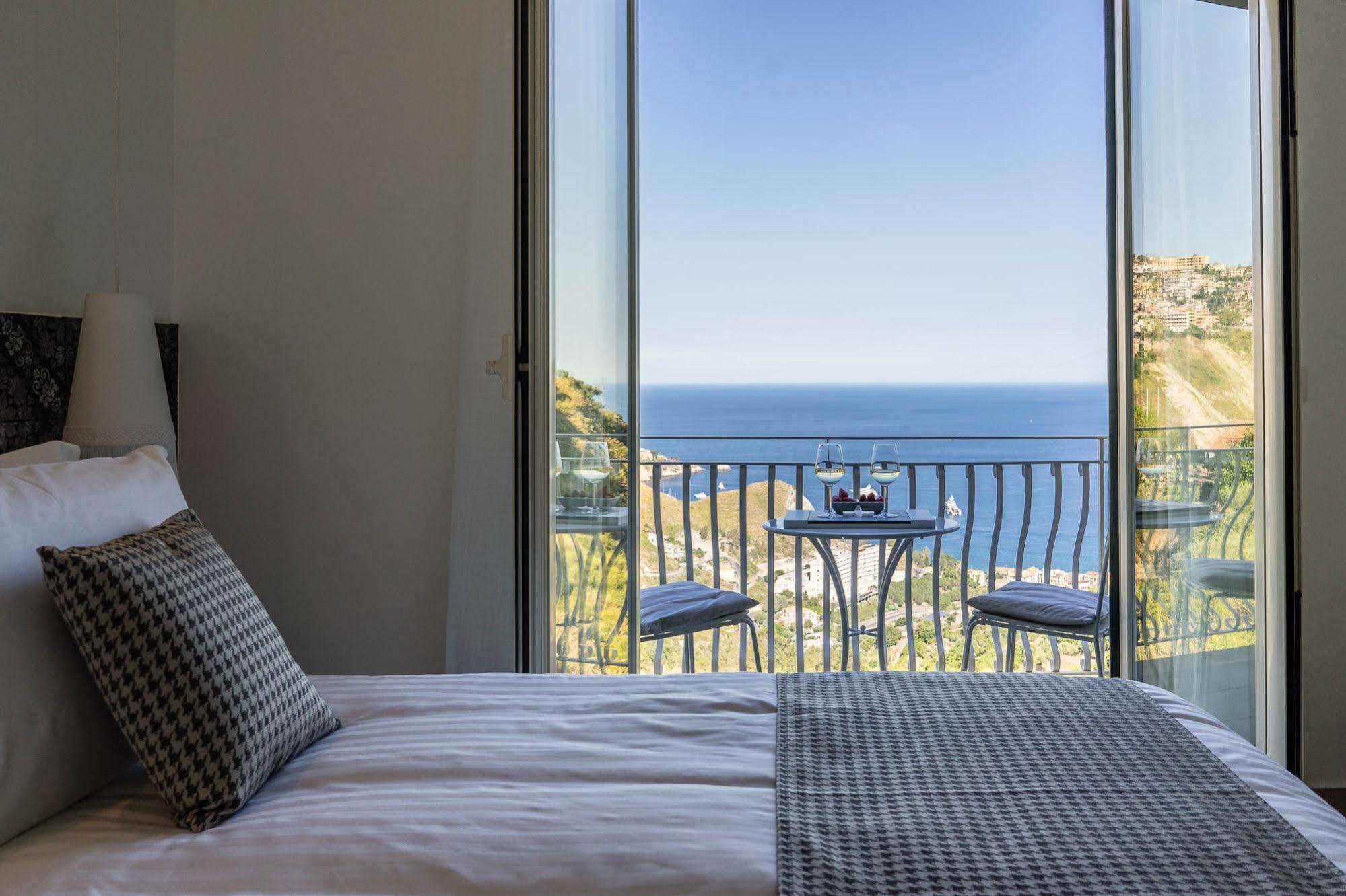 Sciccosa Guest House Taormina Eksteriør billede